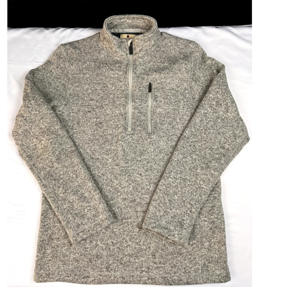Woolrich Men's Medium 1/4 zip sweater- Gray